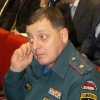 Начальник ГУ МЧС по Саратовской области Игорь Качев