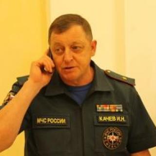 На фото руководитель ГУ МЧС по Саратовской области Игорь Качев