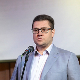 На фото - Сергей Грибинюченко (фото с сайта mirtesen.ru)