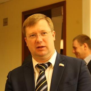 На фото - Денис Фадеев