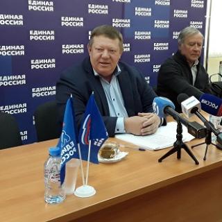 На фото - Николай Панков