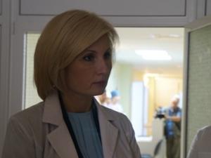 Депутат Госдумы Ольга Баталина в Саратовской областной детской клинической больнице (фото пресс-службы реготделения «ЕР»)