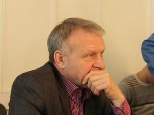 Глава администрации Ленинского района Валерий Васильев