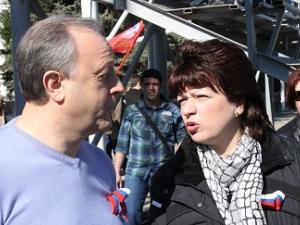 ГФИ Марина Алешина (справа) и губернатор Валерий Радаев