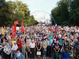 Фото с сайта Саратовского обкома КПРФ