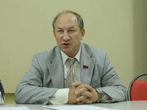 На фото - Валерий Рашкин