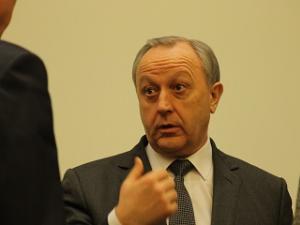 На фото - Валерий Радаев